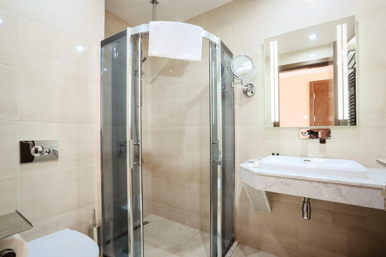 Elisi By Gtm Hotel Tbilisi Bagian luar foto