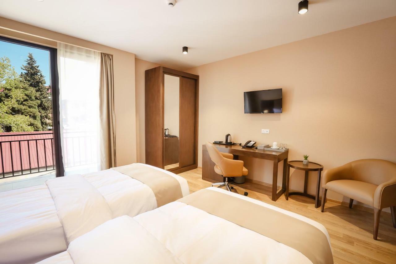 Elisi By Gtm Hotel Tbilisi Bagian luar foto